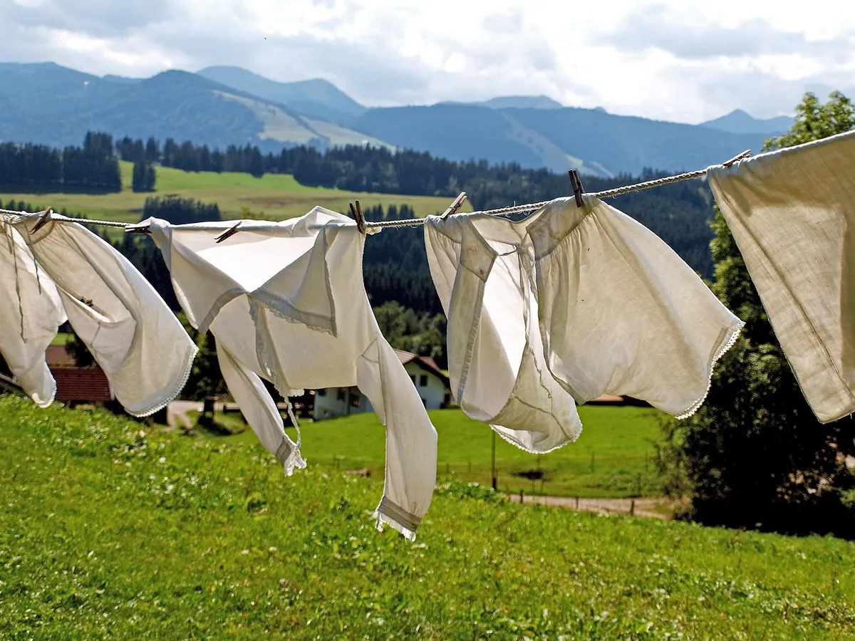 A Beginner's Guide to Building a Linen Capsule Wardrobe